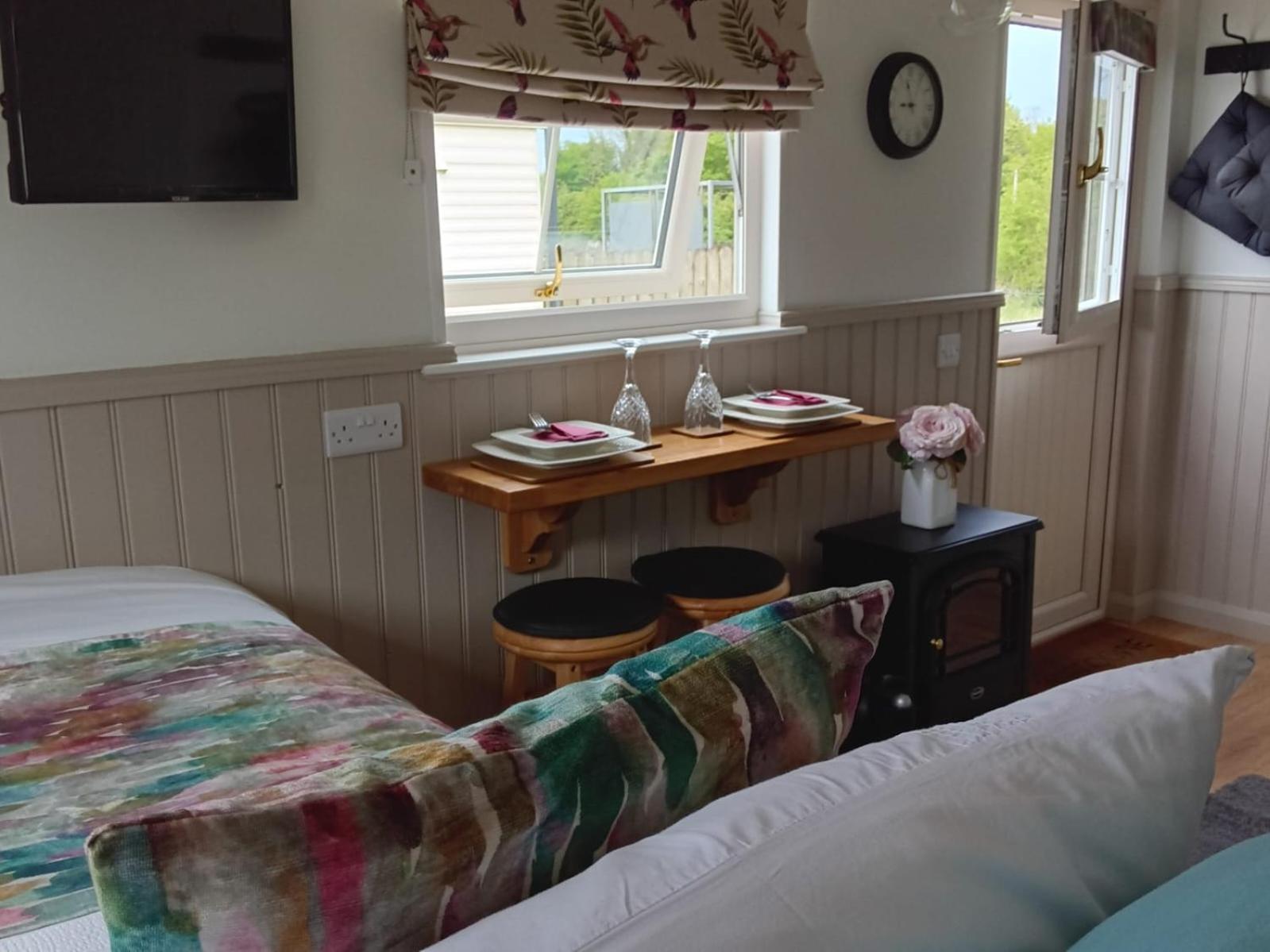Shepherd Hut Bird Enniskillen, Fermanagh Exterior foto